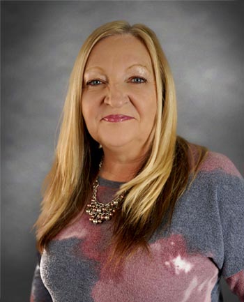 Headshot of Bernadette Cagle