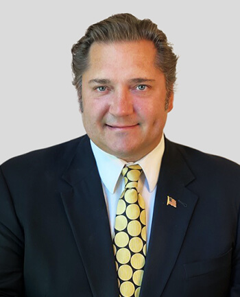 Headshot of David Roeger