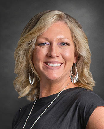 Headshot of Becky Bosch