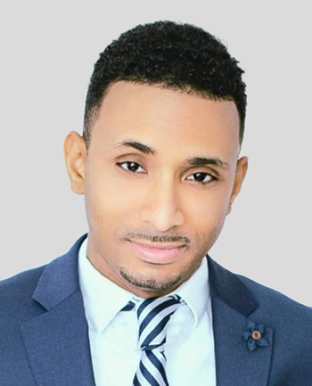 Headshot of Lorenzo Fray