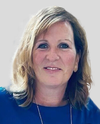 Headshot of Deedee Gobbo