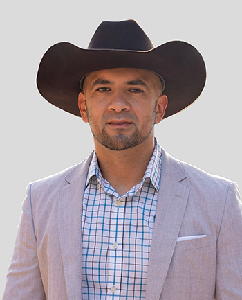 Headshot of David Arce