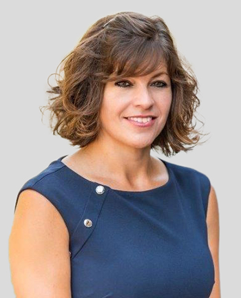 Headshot of Jenn Daly