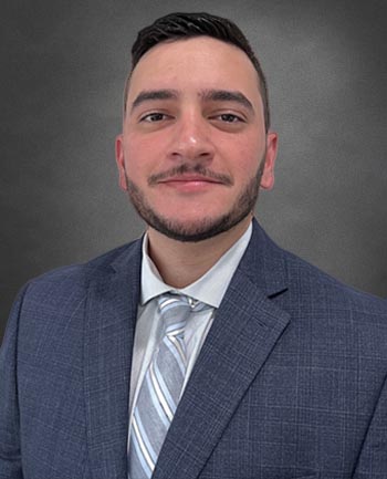 Headshot of Hunter Oliva