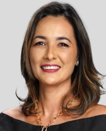 Headshot of Simone Yuri Costa