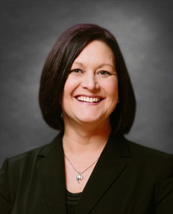 Headshot of Elizabeth Janes