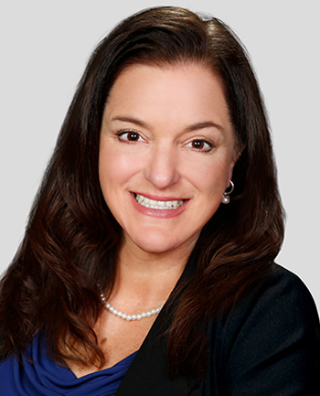 Headshot of Susann Roznos