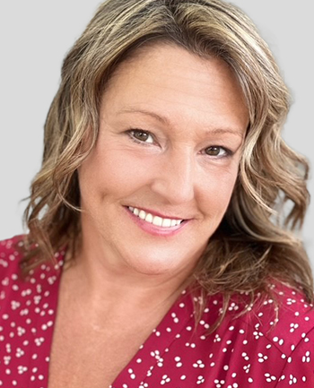 Headshot of Deana Ehrhardt