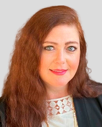 Headshot of Cynthia Heaton