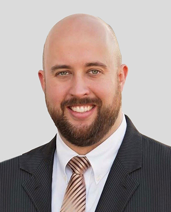 Headshot of Spencer Thomas