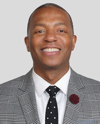 Headshot of BB Santiful