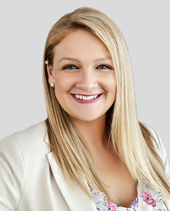 Headshot of Jenna Saturno
