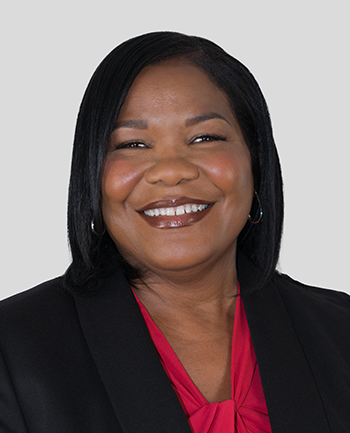 Headshot of Veronica Sylvester